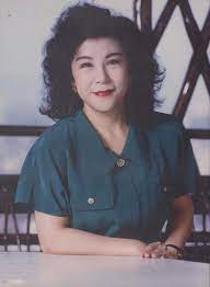 Hong Xiao Qiao / 洪小喬