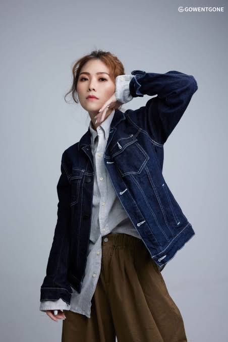 Chen Yi Yi / 陳依依