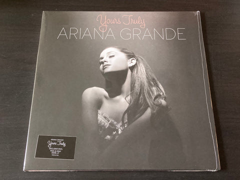 Ariana Grande - Yours Truly LP 33⅓rpm (Pink & Gray Swirl Vinyl) VINYL
